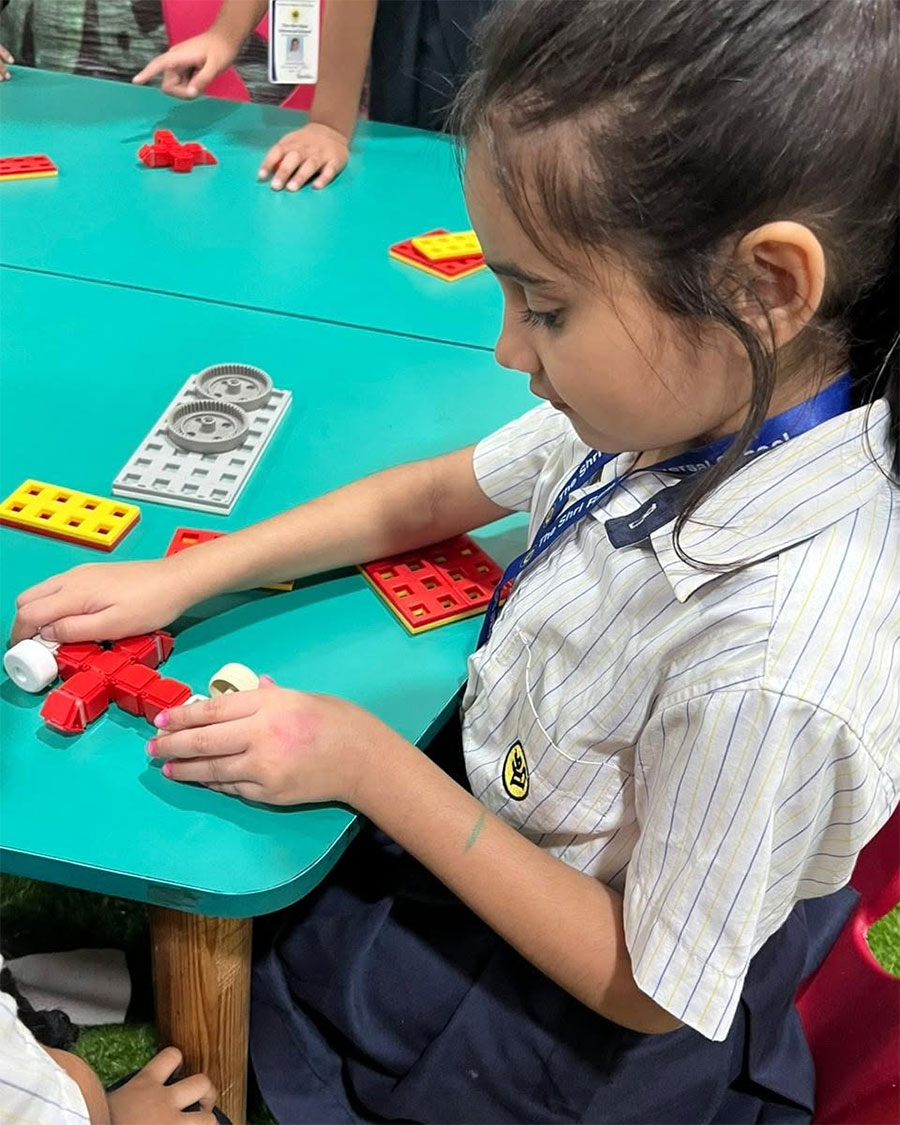 Learning Beyond Boundaries with Robotics image 2