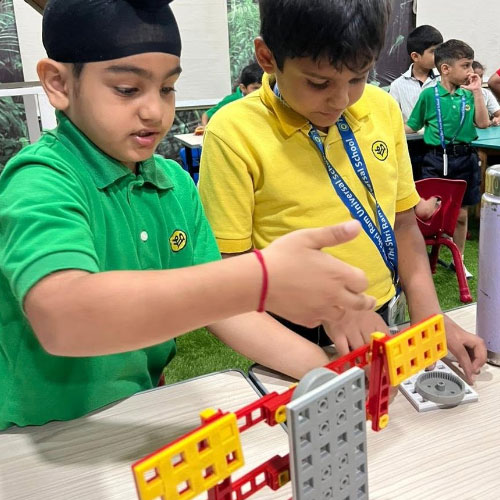 Learning Beyond Boundaries with Robotics